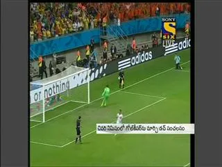 super-substitute-keeper-puts-dutch-into-fifa-semis - Sakshi