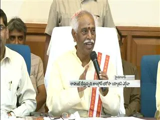 Dattatreya Fires on Rahugandhi over tour in Telangana - Sakshi