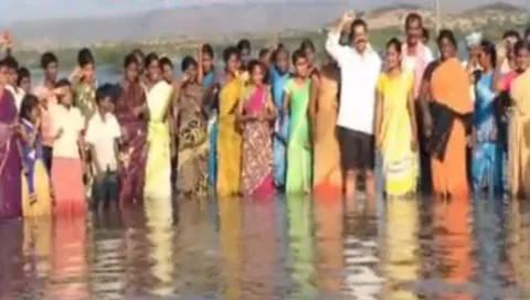 chitravathi balancing reservoir victims Jaladiksha - Sakshi