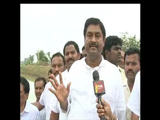 Chandrababu ignores farmers says Dharmana - Sakshi