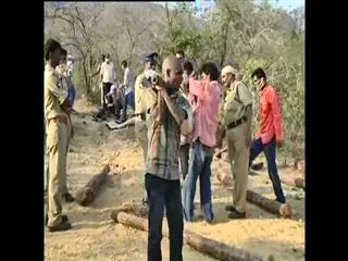 wrong statements in FIR against Sheshachalam encounter - Sakshi