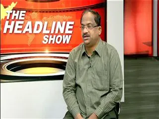 The Headline Show discussion on domicille cotraversy in Telangana - Sakshi