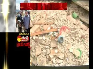 Nepal Earth quake : A report on Buildings Collapse in Khatmandu - Sakshi