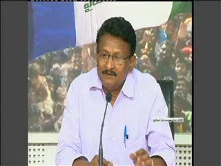 Gattu Ramachandra Rao fires on Chandra Babu - Sakshi
