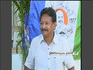 Gattu Ramachandra Rao fires on Lagadapati - Sakshi