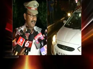 Ladies Caught in Druken Driving Positin in Hyderabad - Sakshi