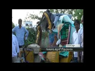 Three died in road accident in Guntur - Sakshi