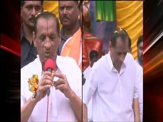 ESL Narasimhan Perform Puja for Khairatabad Maha Ganapathi - Sakshi