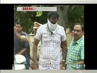 TV anchor Harshavardhan arrested for blackmail - Sakshi