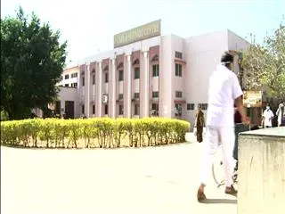 telangana secretariat to shifted to erragadda - Sakshi