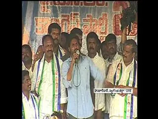 YS Jagan Speech in Huzurnagar Road Show - Sakshi