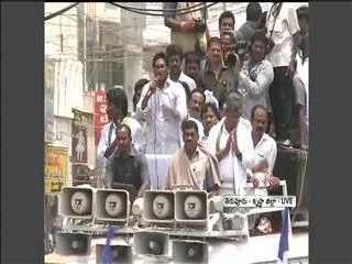 YS Jagan Speech at Tiruvuru Road Show - Sakshi