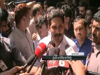 YS Jagan decries Chandrababu's vindictive politics on Bhuma's case - Sakshi