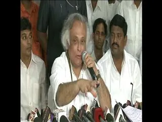 jairam ramesh takes on kavuri sambasiva rao - Sakshi