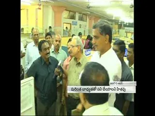 minister harish rao surprise check at  jalasoudha - Sakshi