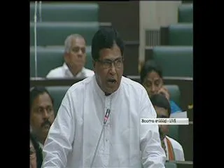 cm kcr encourage Defections, says Janareddy - Sakshi