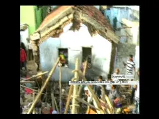 Detonator exploding in a House ,one man died at Karimnagar - Sakshi