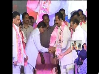 teegala-krishna-reddy-talasani-srinivas-yadav-joined-in-trs - Sakshi