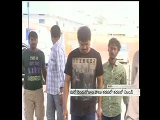 Actor Vijay visits Kadapa Dharga - Sakshi