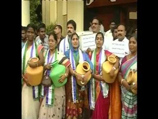 vijayawada city ysrcp protest in council - Sakshi