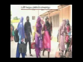 Kanchi University one sided decisions effecting students - Sakshi