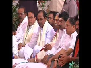 CM KCR in Komaravelli1 - Sakshi