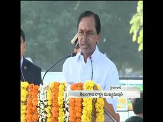 Telangana CM KCR Participates in Police Commemoration day at Goshamahal - Sakshi