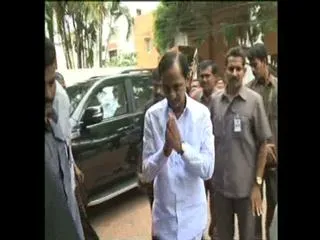 kcr-submitted-resignation-to-medak-loksabha - Sakshi