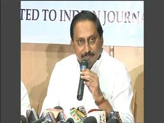 Kiran Kumar Reddy Says My Party High Command even after resigning to Congress - Sakshi
