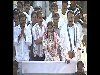 sharmila-slams-narendra-modi - Sakshi