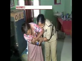 fight between lady constables in front of tv cameras - Sakshi