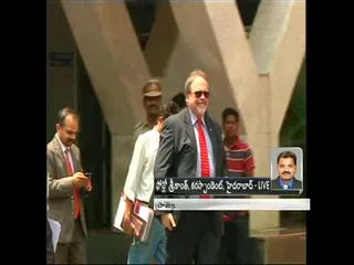 Metro CMD meets Telangana CS - Sakshi