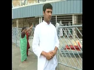 dumb-boy-calls-amma-after-visiting-tirumala - Sakshi