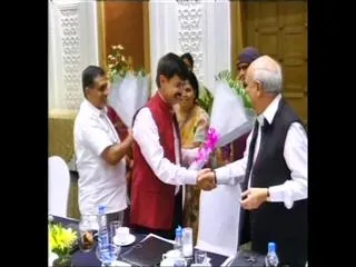 Union Home Secretary meets AP, Telangana chief secretaries - Sakshi