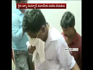 Red sanders smuggler Manivannan arrested in Delhi - Sakshi