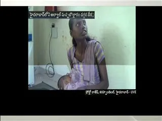 Mother tries to sell her baby - Sakshi