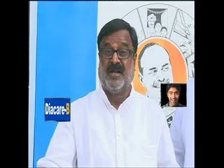 Opposition parties slams KCR over ban for media in secratariat - Sakshi