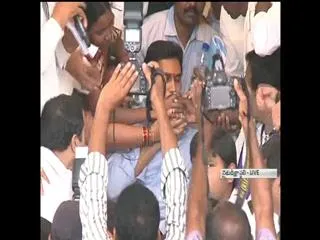 YS Jagan Mohan Reddy ended his two-day ‘Rytu Deeksha' in Tanuku - Sakshi