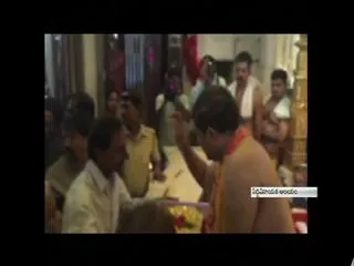 CM KCR  visits siddhivinayak temple in mumbai - Sakshi