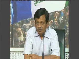 mysura reddy respond on cnn ibn survey - Sakshi