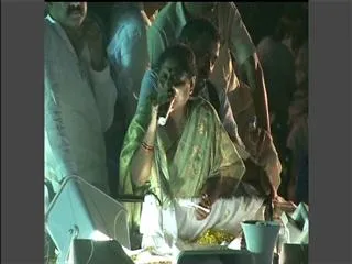 ys vijayamma's speech in Nandhyala jana bheri - Sakshi