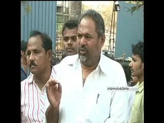 R Narayana Murthy pays tribute to Ramanaidu - Sakshi