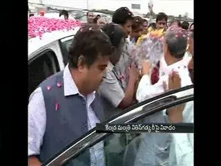 BJP insiders surprised by Gadkari bugging row; security agencies in the dark - Sakshi