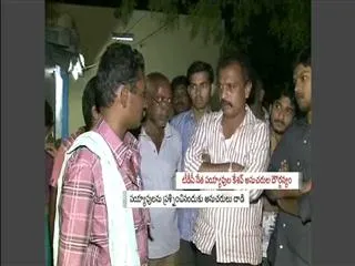 TDP mla payyavula keshav supporters ride on scs - Sakshi