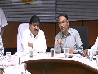 All Vehicles in State Must Bear TS Registration Code - Sakshi