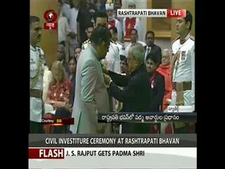 Kota Srinivasa Rao Conferred With Padma Shri - Sakshi