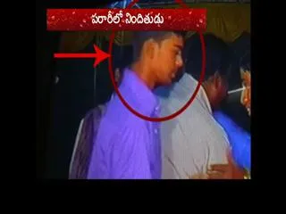 Five years old girl allegedly raped by minor boy - Sakshi