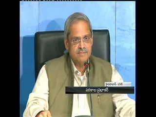 telangana-ministers-lying-in-every-aspect-says-parakala-prabhakar - Sakshi