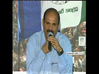 parthasarathy-slams-tdp-government-on-land-pooling-issue - Sakshi