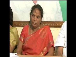 parvathipuram mla jayamani gudbye to congress party - Sakshi